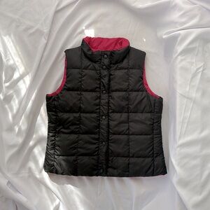 L.L. BEAN Goose Down Puffer Vest. Womens petite SZ large. Barbie pink/black.